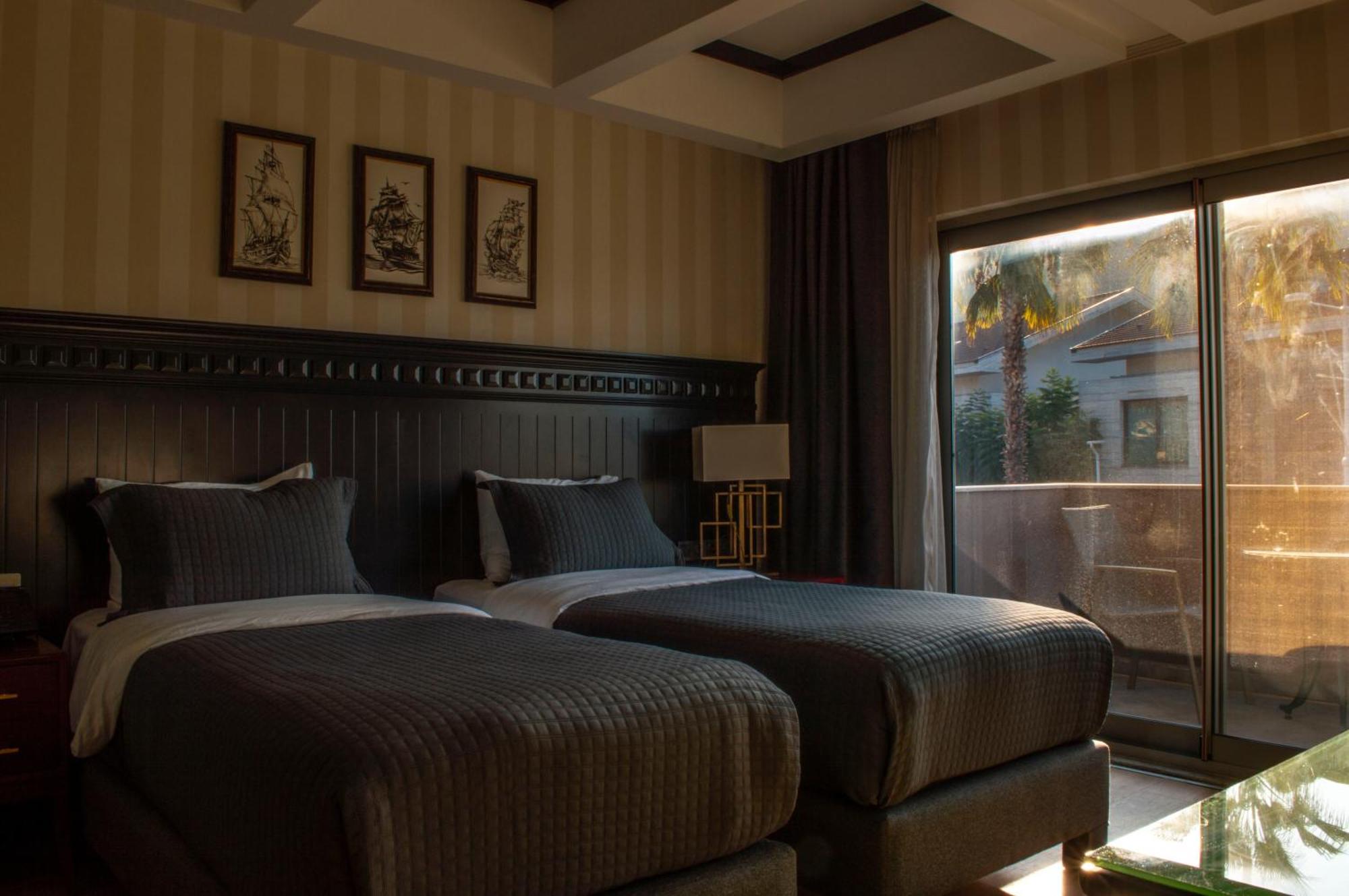 Hotel Marina Bay Goecek Ngoại thất bức ảnh